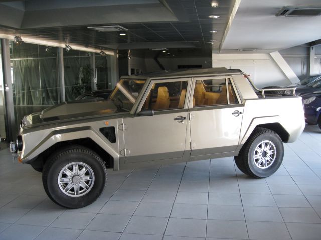 1991 LAMBORGHINI LM 002