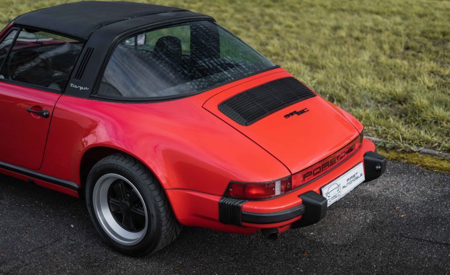 1982 PORSCHE 911 SC TARGA 3L0 BV5