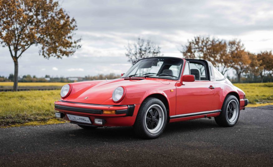 1982 PORSCHE 911 SC TARGA 3L0 BV5