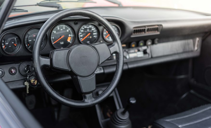 1982 PORSCHE 911 SC TARGA 3L0 BV5