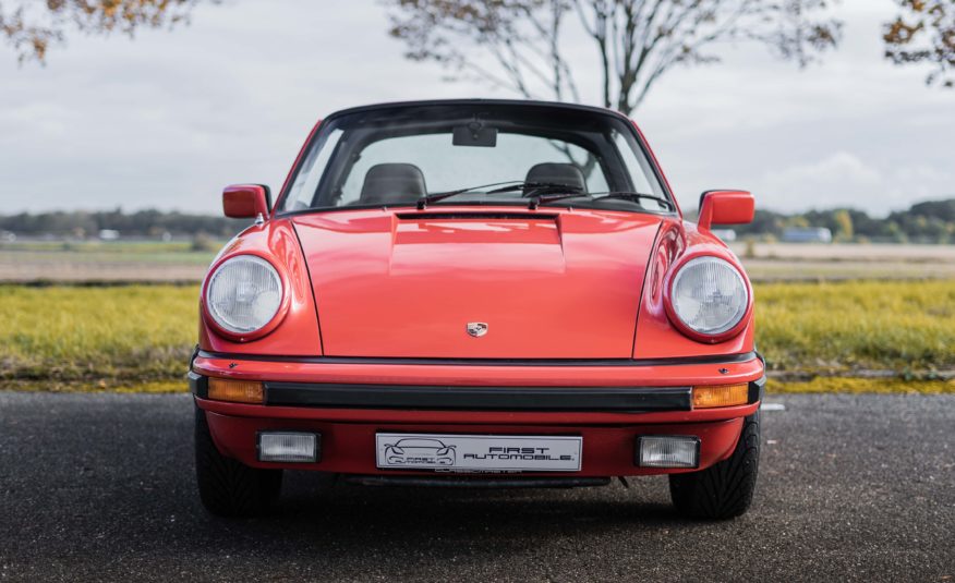 1982 PORSCHE 911 SC TARGA 3L0 BV5