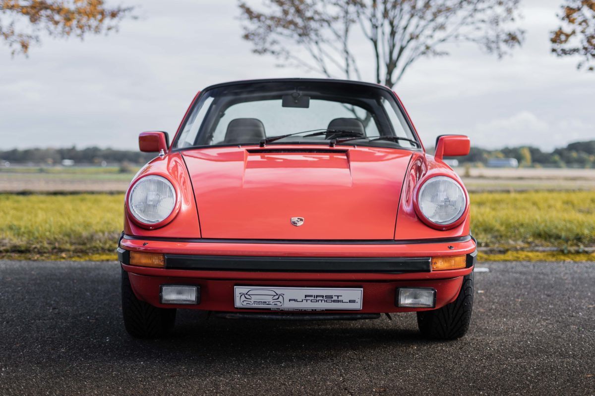 1982 PORSCHE 911 SC TARGA 3L0 BV5