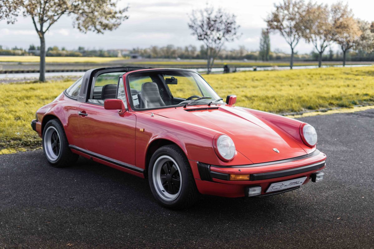 1982 PORSCHE 911 SC TARGA 3L0 BV5