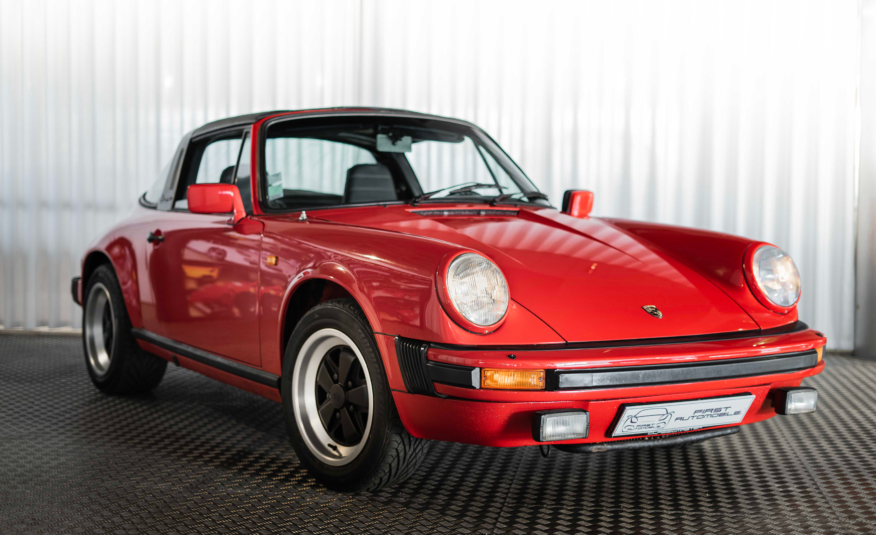 1982 PORSCHE 911 SC TARGA 3L0 BV5