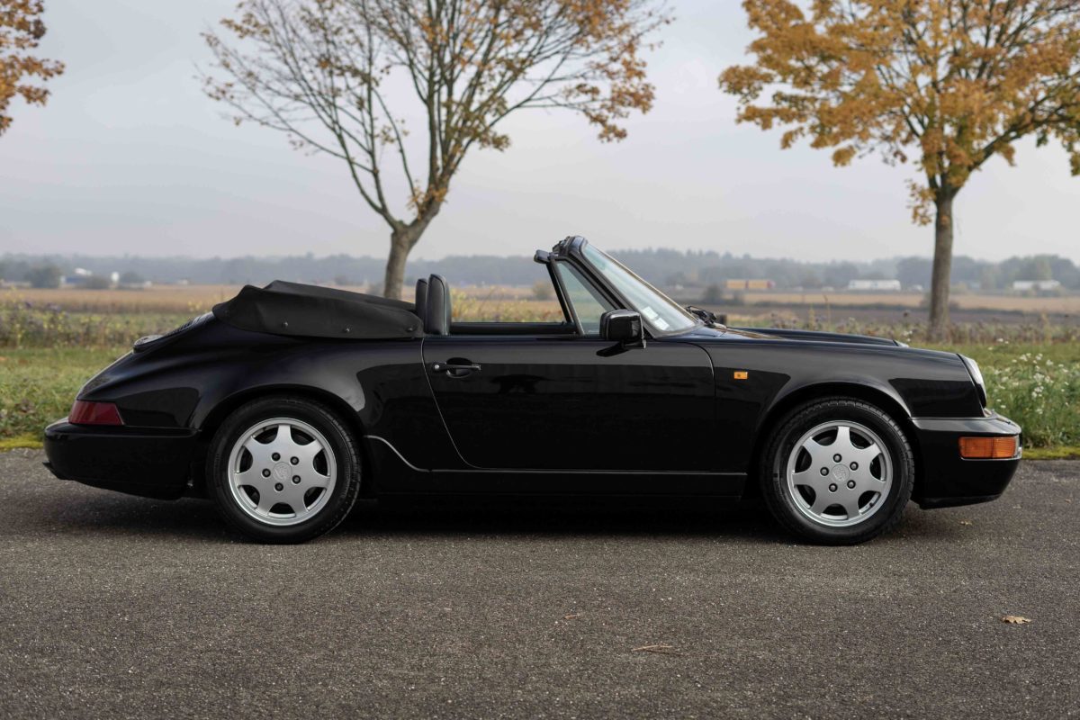 1991 PORSCHE 964 CARRERA 2 CABRIOLET 3L6 TIPTRONIC