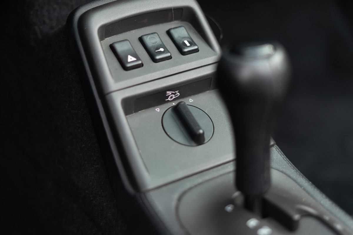 1991 PORSCHE 964 CARRERA 2 CABRIOLET 3L6 TIPTRONIC