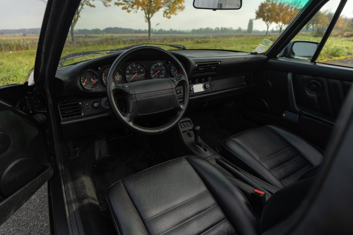 1991 PORSCHE 964 CARRERA 2 CABRIOLET 3L6 TIPTRONIC