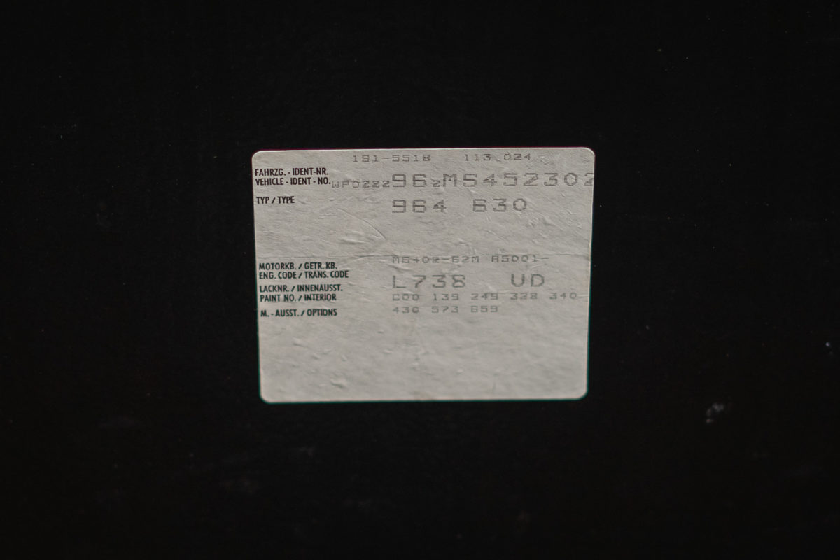 1991 PORSCHE 964 CARRERA 2 CABRIOLET 3L6 TIPTRONIC