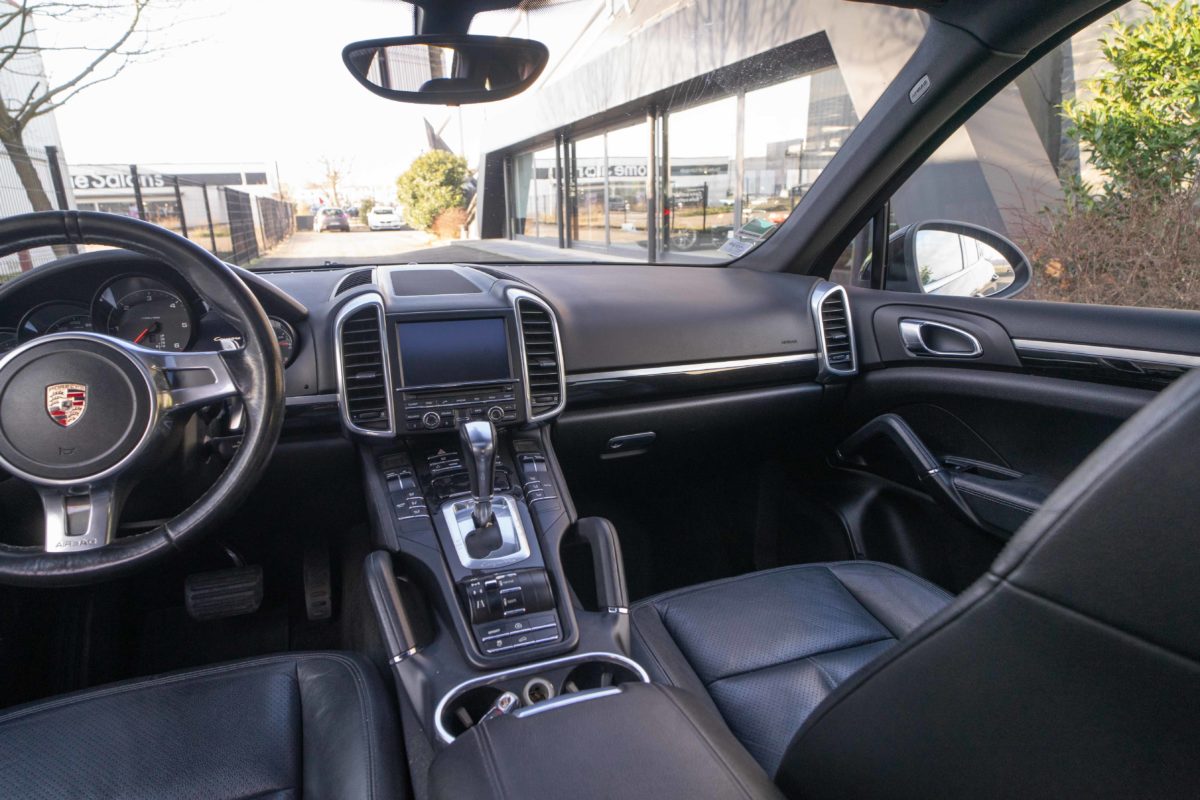 2011 PORSCHE CAYENNE DIESEL V6 3L0 245CV TIPTRONIC