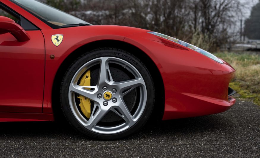 2014 FERRARI 458 ITALIA SPIDER V8 4.5 Litres