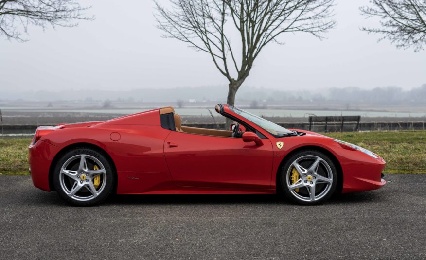 2014 FERRARI 458 ITALIA SPIDER V8 4.5 Litres