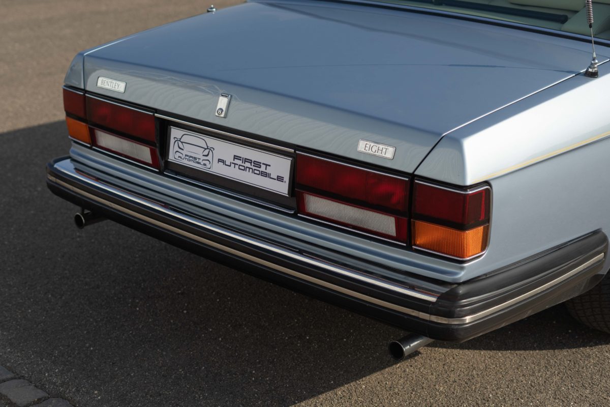 1986 BENTLEY EIGHT V8