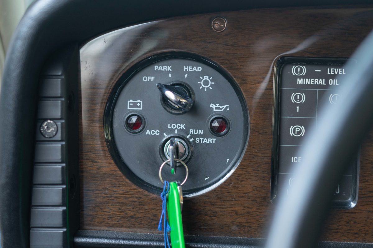 1986 BENTLEY EIGHT V8