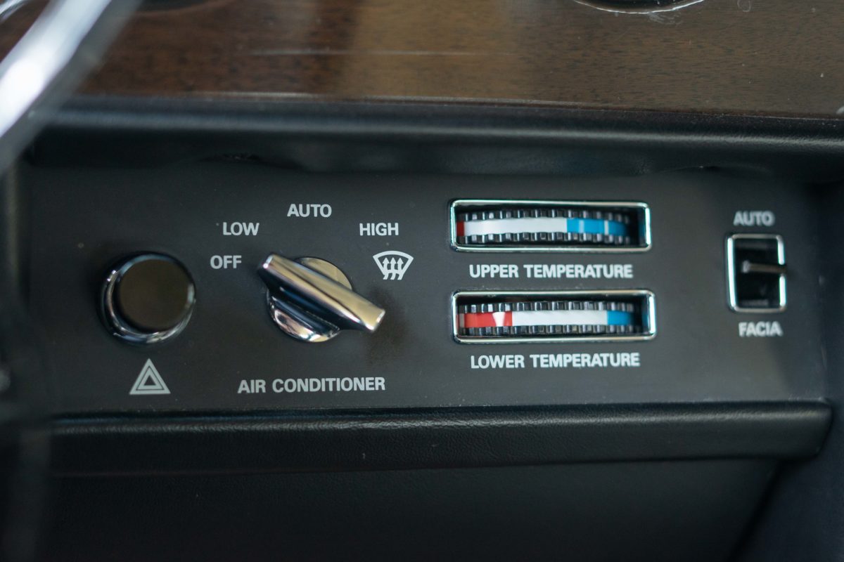 1986 BENTLEY EIGHT V8