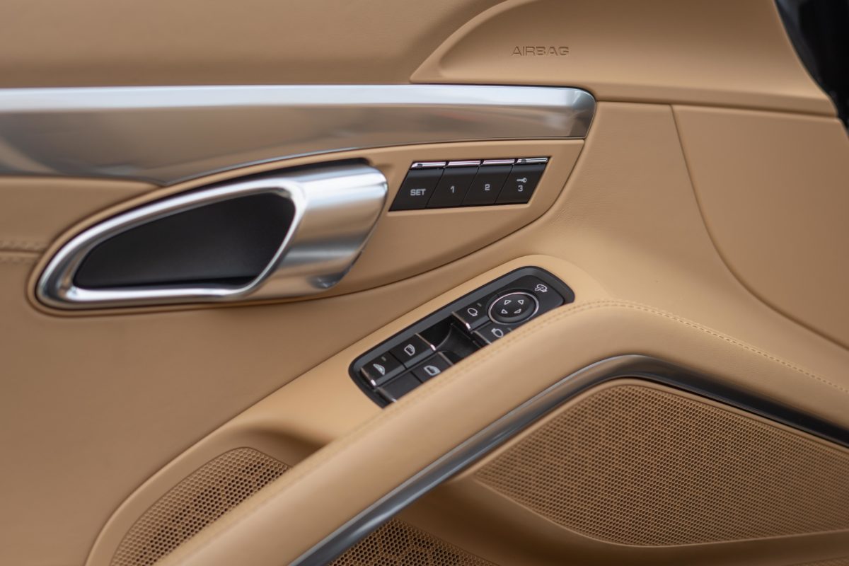 2013 PORSCHE 991 CARRERA 4 CABRIOLET 3L4 350CV PDK