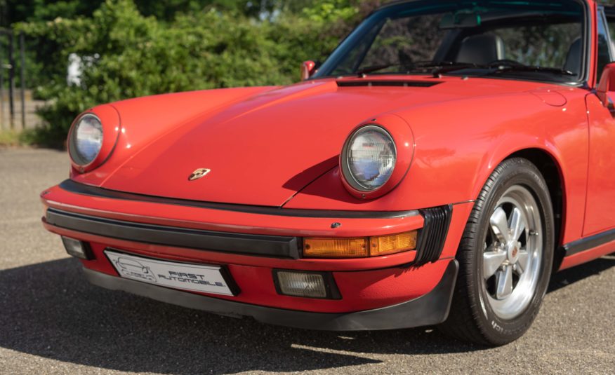 1985 PORSCHE 911 TARGA 3L2 BOITE 915 207CV BVM5