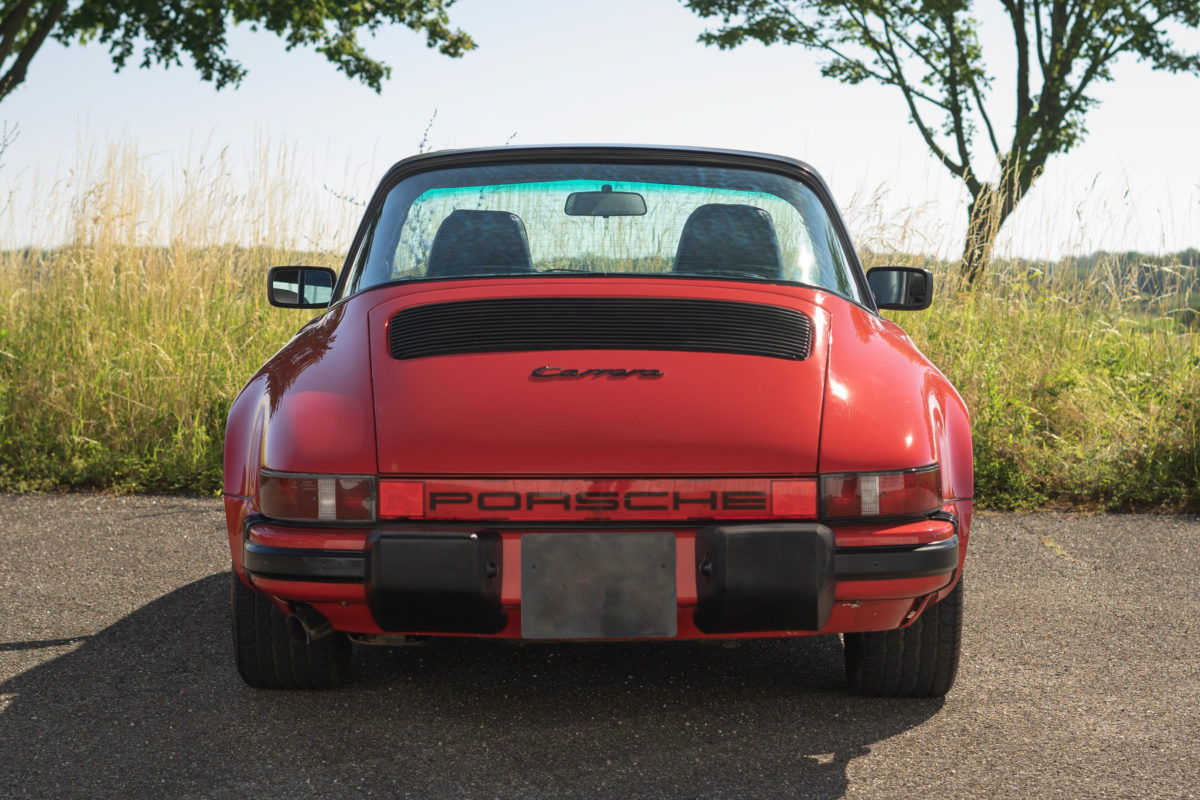 1985 PORSCHE 911 TARGA 3L2 BOITE 915 207CV BVM5