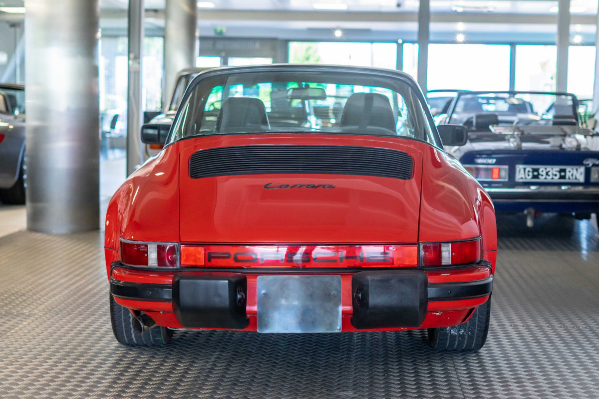 1985 PORSCHE 911 TARGA 3L2 BOITE 915 207CV BVM5