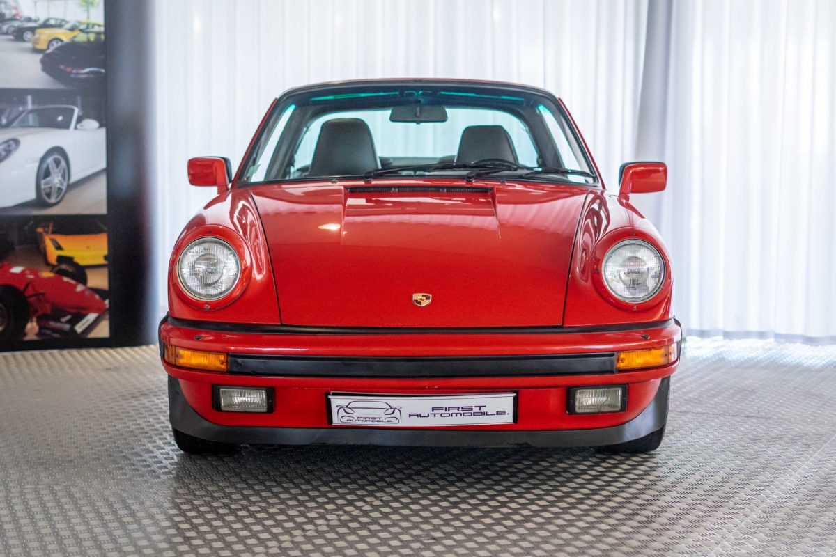 1985 PORSCHE 911 TARGA 3L2 BOITE 915 207CV BVM5