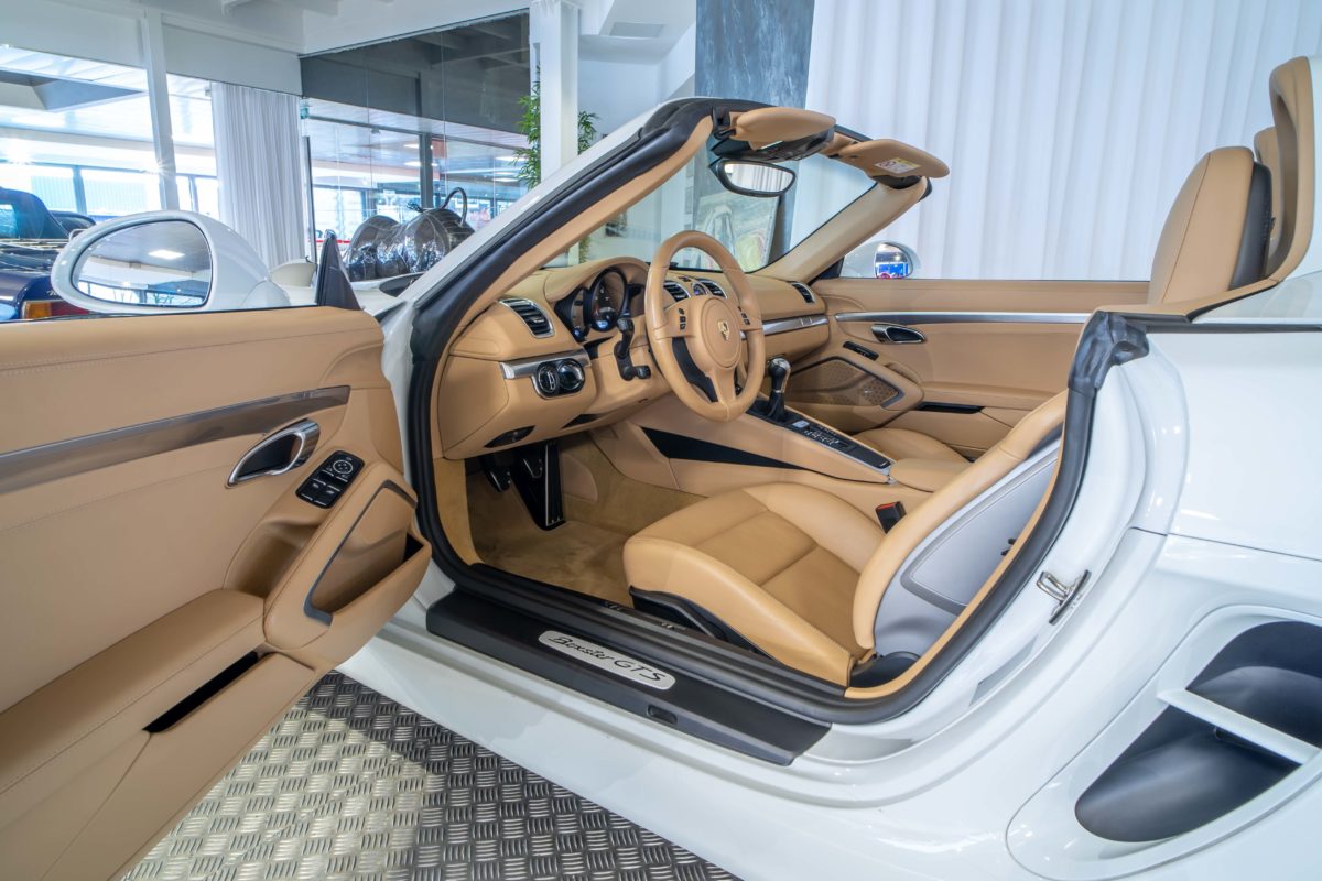 2016 PORSCHE BOXSTER 981 GTS 3L4 330CV BVM6