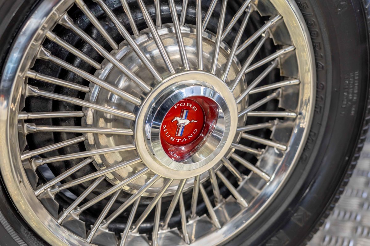 1968 FORD MUSTANG CABRIOLET 200 CI BV MECA