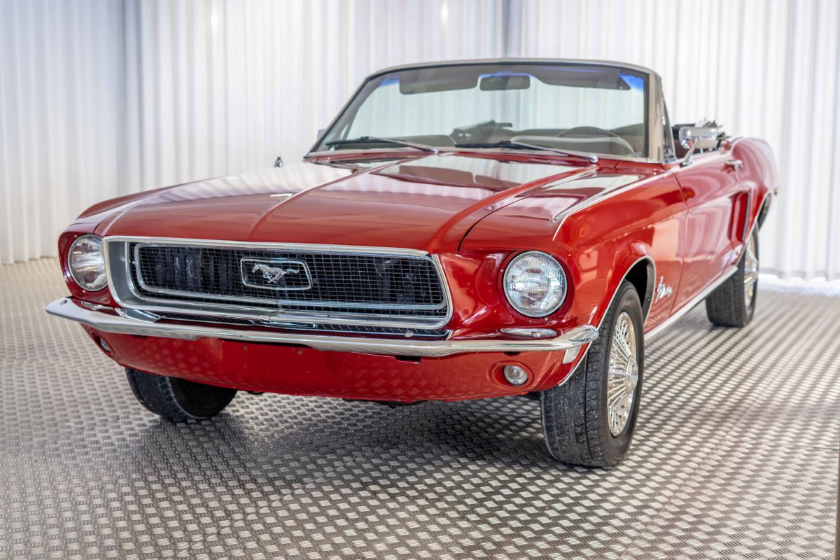 1968 FORD MUSTANG CABRIOLET 200 CI BV MECA