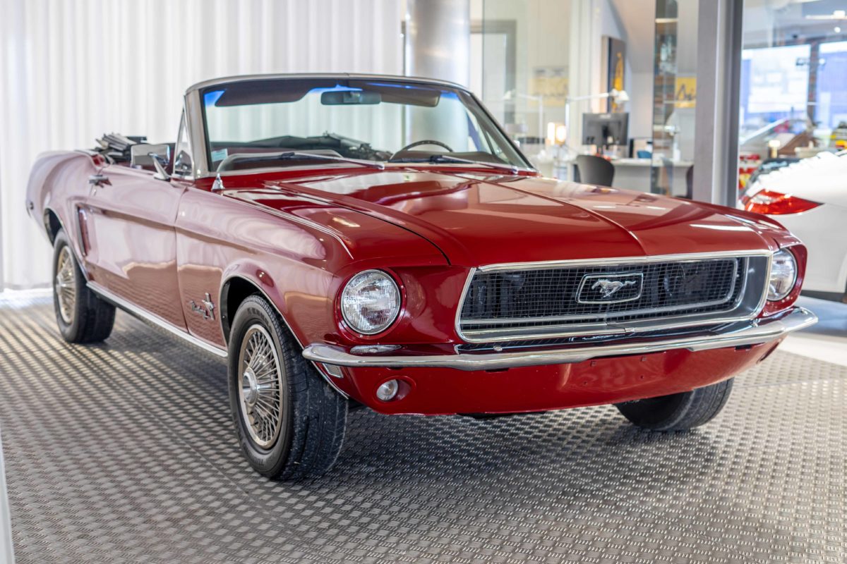 1968 FORD MUSTANG CABRIOLET 200 CI BV MECA