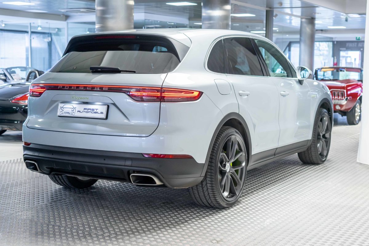 2020 PORSCHE CAYENNE E-HYBRID 462CV