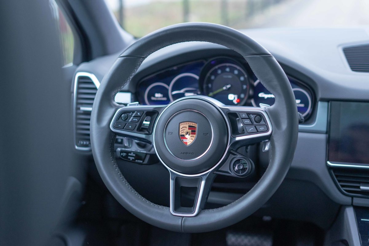 2020 PORSCHE CAYENNE E-HYBRID 462CV