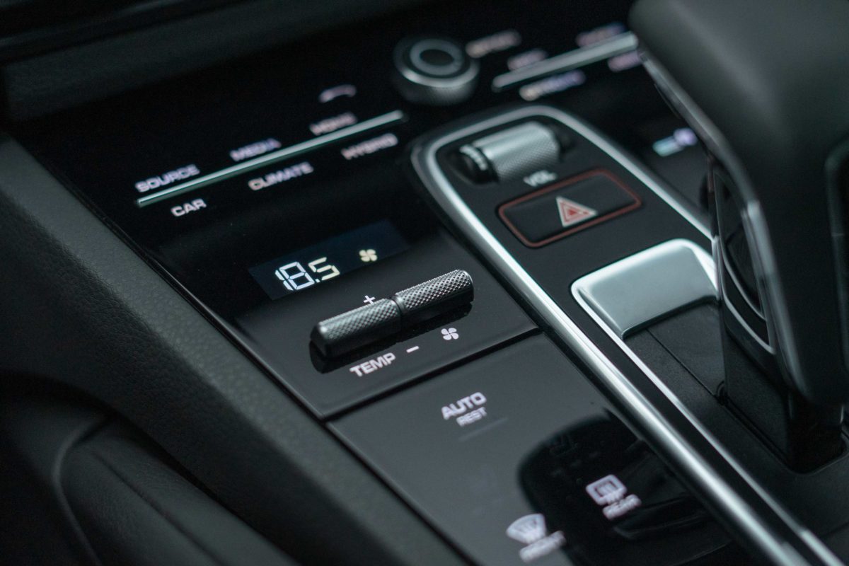 2020 PORSCHE CAYENNE E-HYBRID 462CV