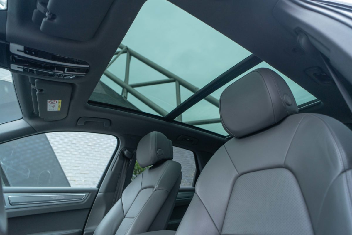 2020 PORSCHE CAYENNE E-HYBRID 462CV