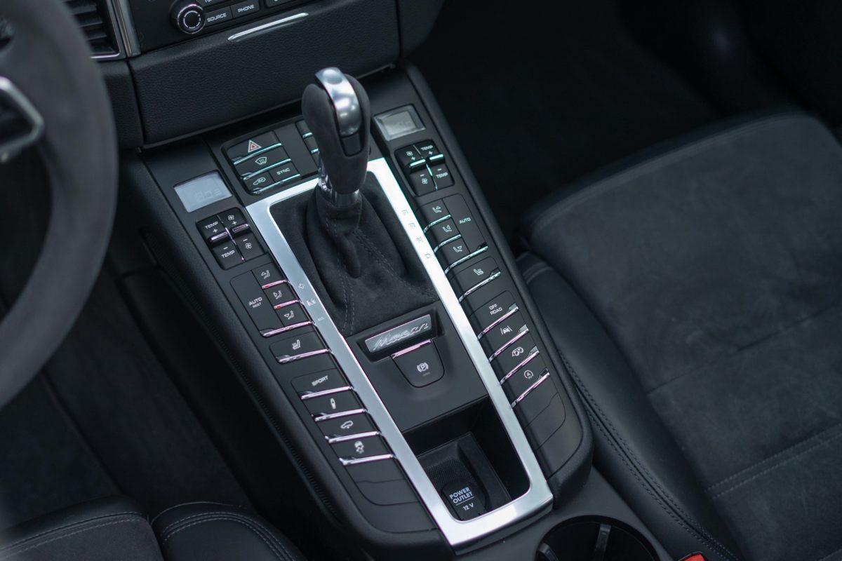 2017 PORSCHE MACAN GTS 3L0 V6 360CV PDK