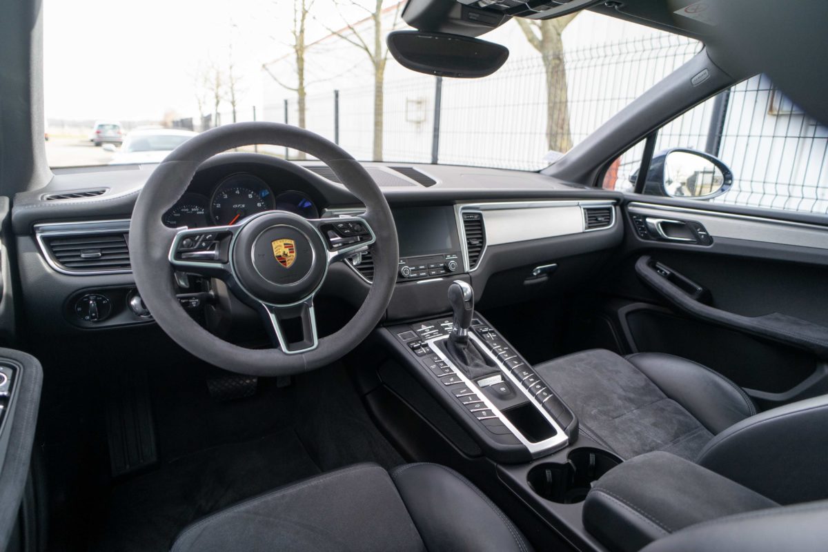 2017 PORSCHE MACAN GTS 3L0 V6 360CV PDK