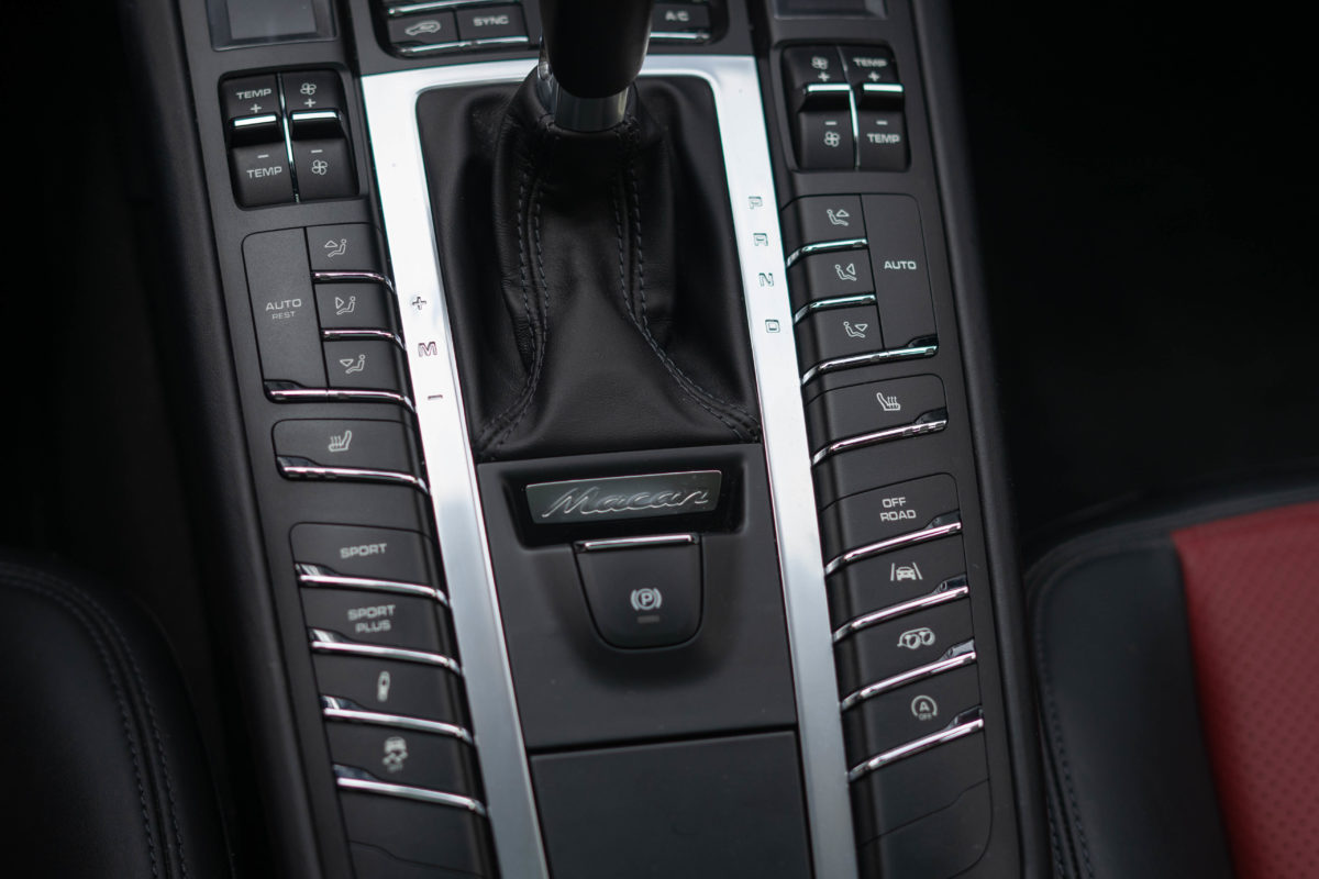 2017 PORSCHE MACAN GTS V6 3L0 360CV PDK