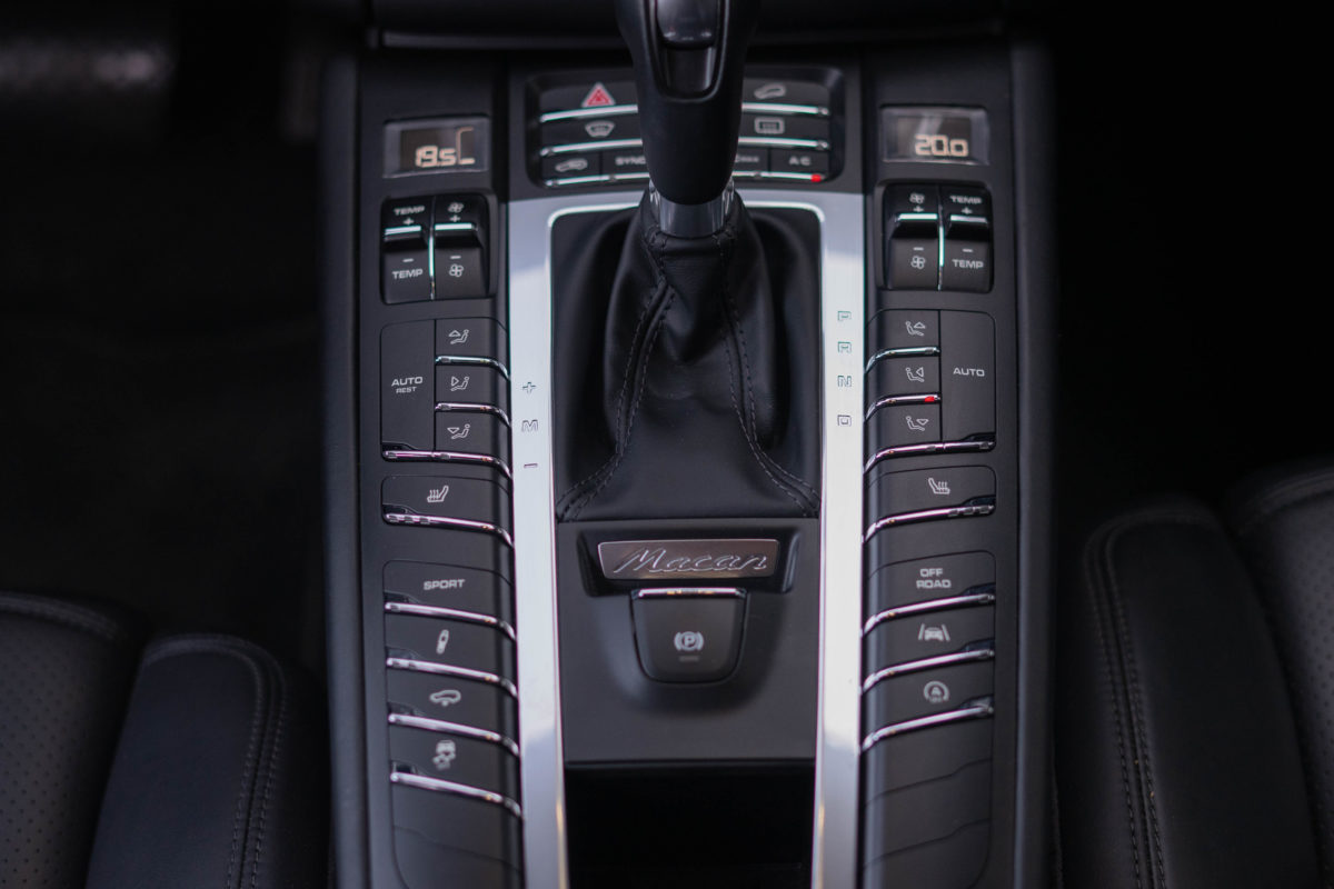 2018 PORSCHE MACAN 2L0 TFSI 252CV PDK FRANCAIS