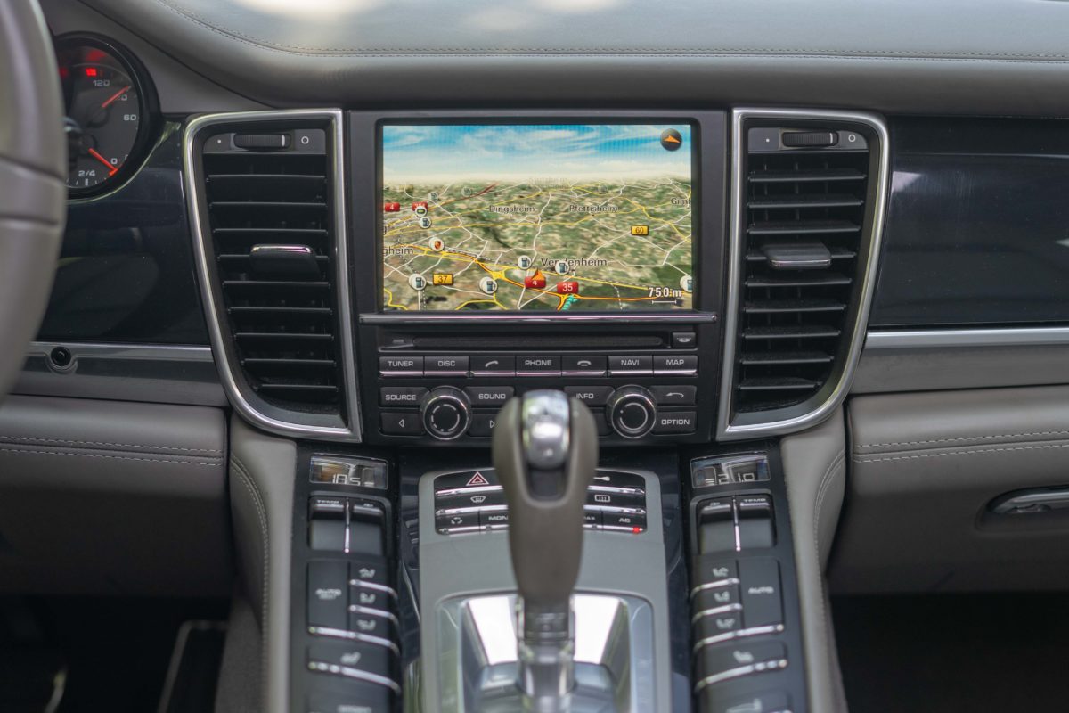 2010 PORSCHE PANAMERA 4S V8 4L8 400CV PDK