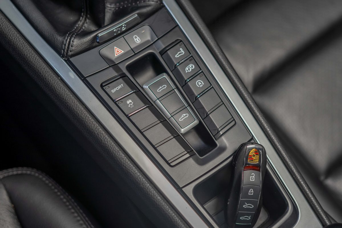 2018 PORSCHE 718 BOXSTER 2L0 300CV BVM6