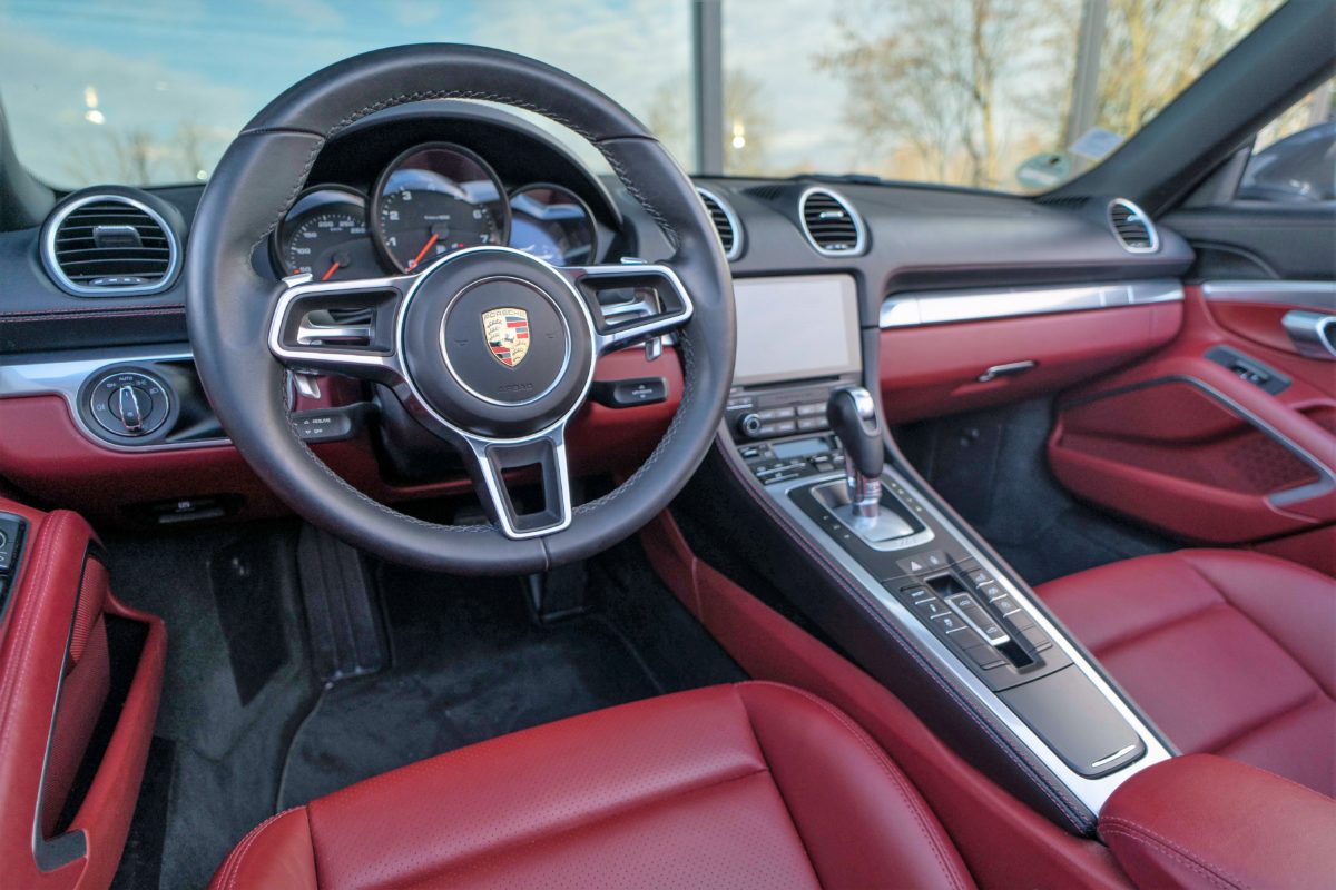 2017 PORSCHE BOXSTER 718 2L0 300CV PDK PSE