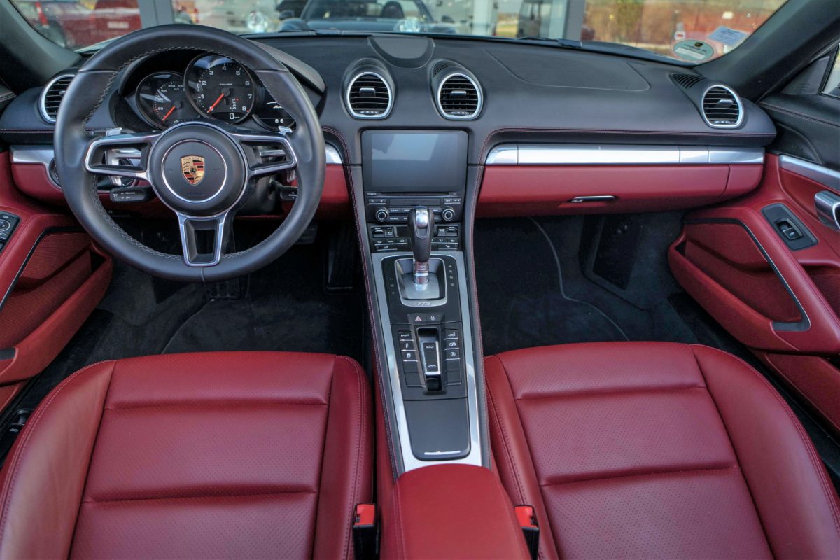 2017 PORSCHE BOXSTER 718 2L0 300CV PDK PSE