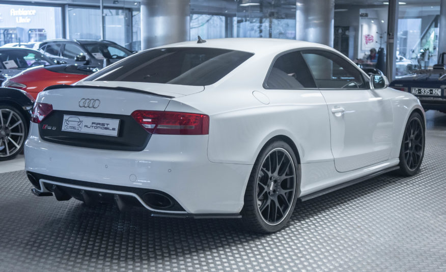 2011 AUDI RS5 B8 4L2 V8 450CV BVA