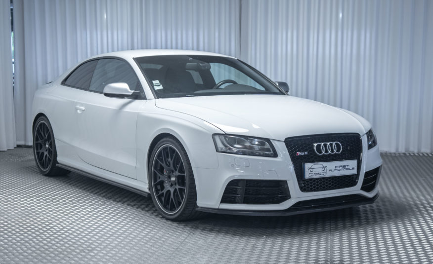 2011 AUDI RS5 B8 4L2 V8 450CV BVA