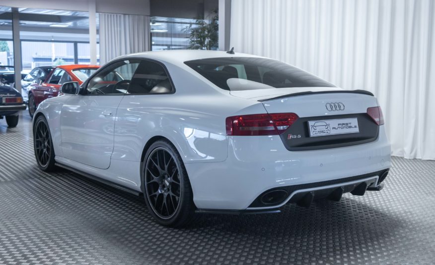 2011 AUDI RS5 B8 4L2 V8 450CV BVA