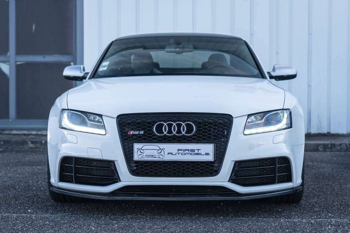 2011 AUDI RS5 B8 4L2 V8 450CV BVA