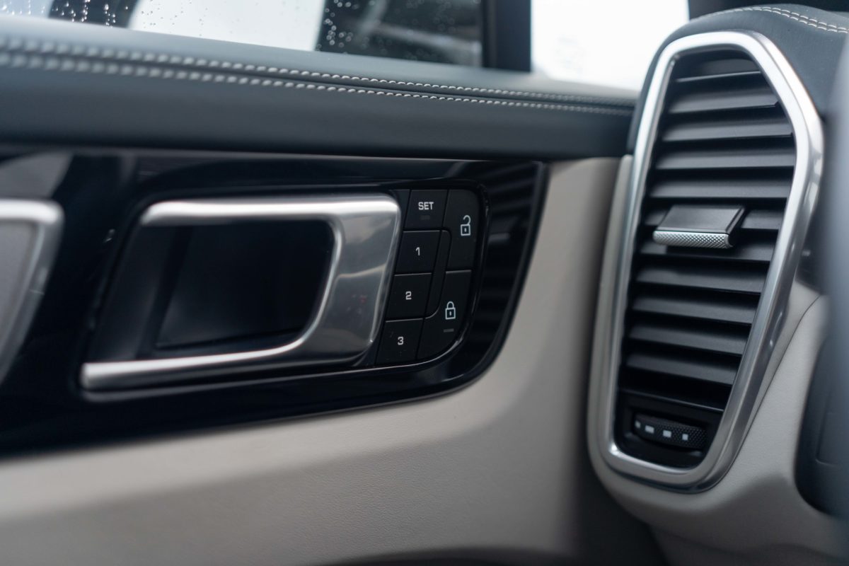 2023 PORSCHE CAYENNE COUPE E-HYBRID V6 3L0 462CV BVA PLATINUM EDITION