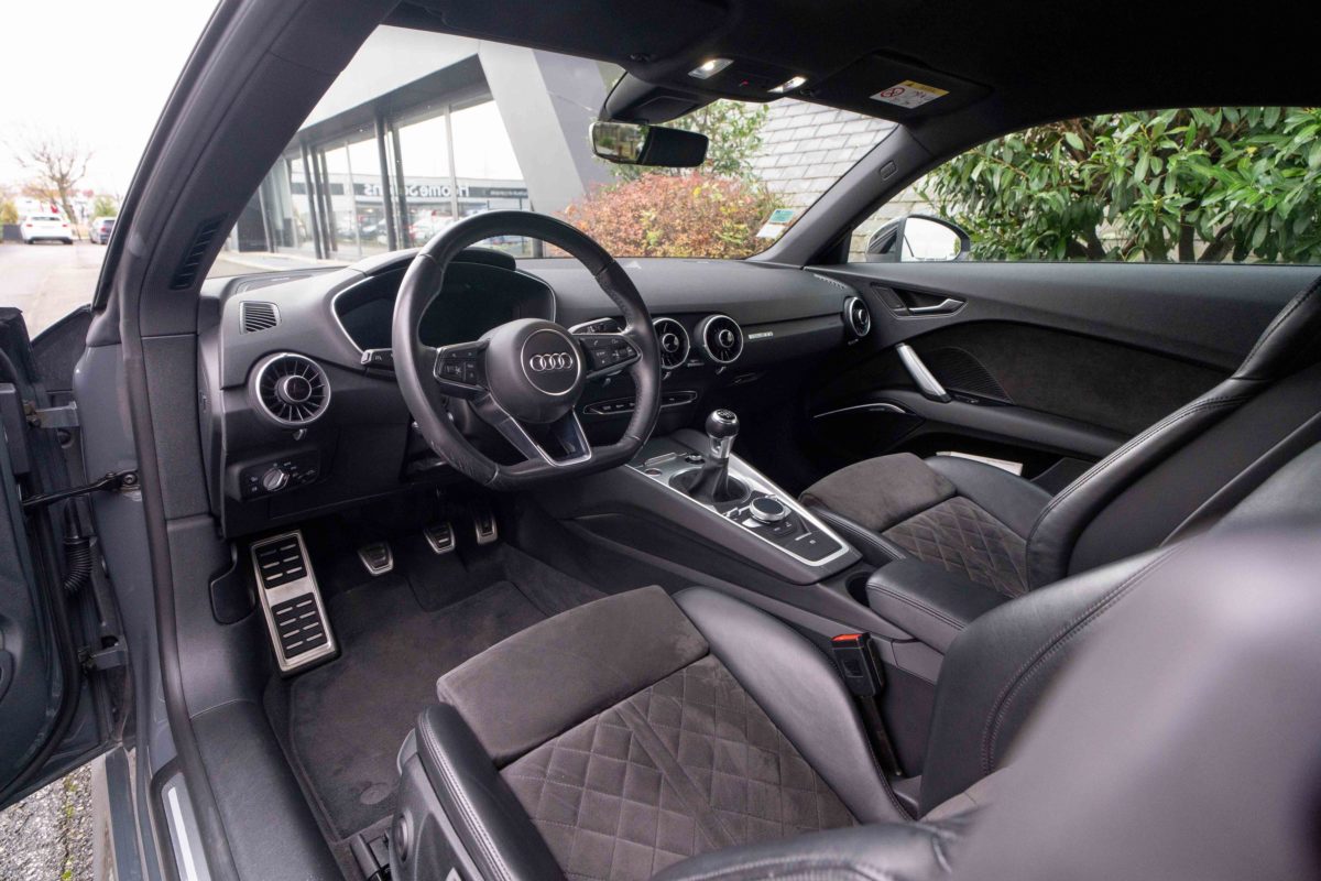 2017 AUDI TT MK3 S-LINE 2L0 TFSI 231CV BVM6