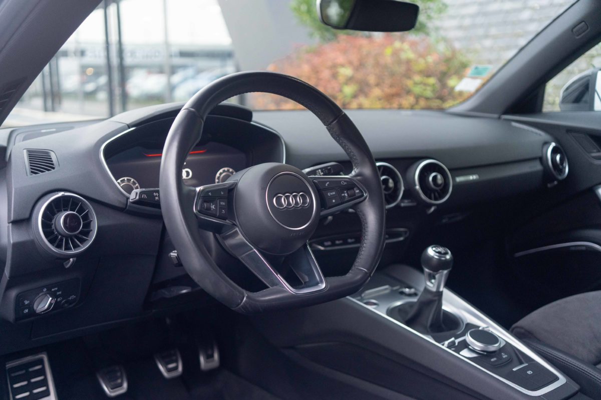 2017 AUDI TT MK3 S-LINE 2L0 TFSI 231CV BVM6