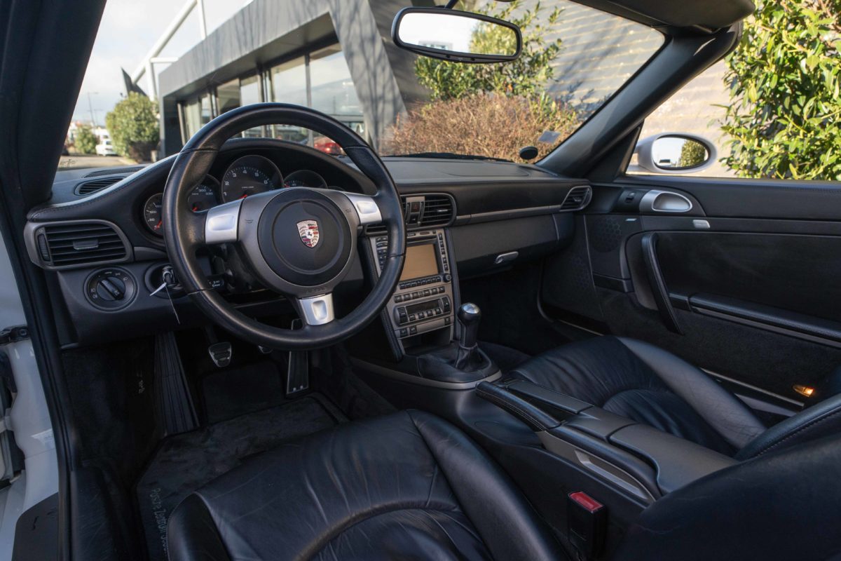 2006 PORSCHE 997 CARRERA 4 CABRIOLET 3L6 325CV BV6