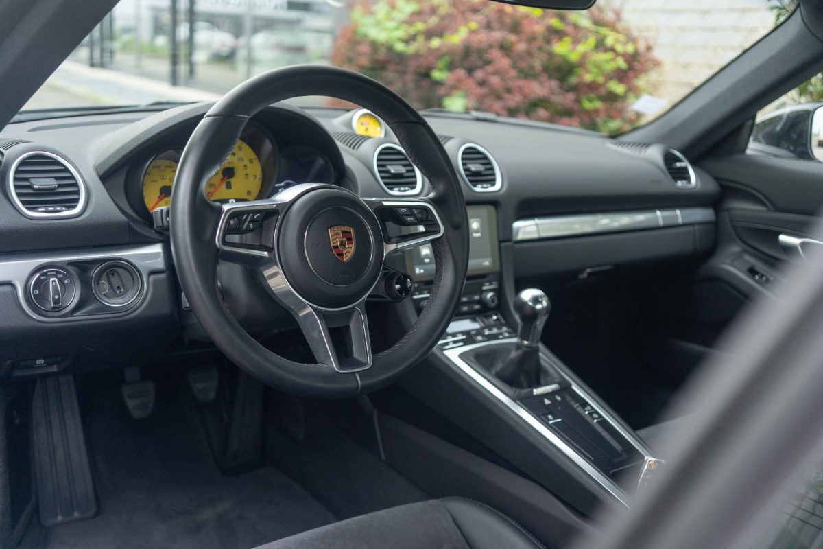 2018 PORSCHE CAYMAN 718 2L0 300CV BV6