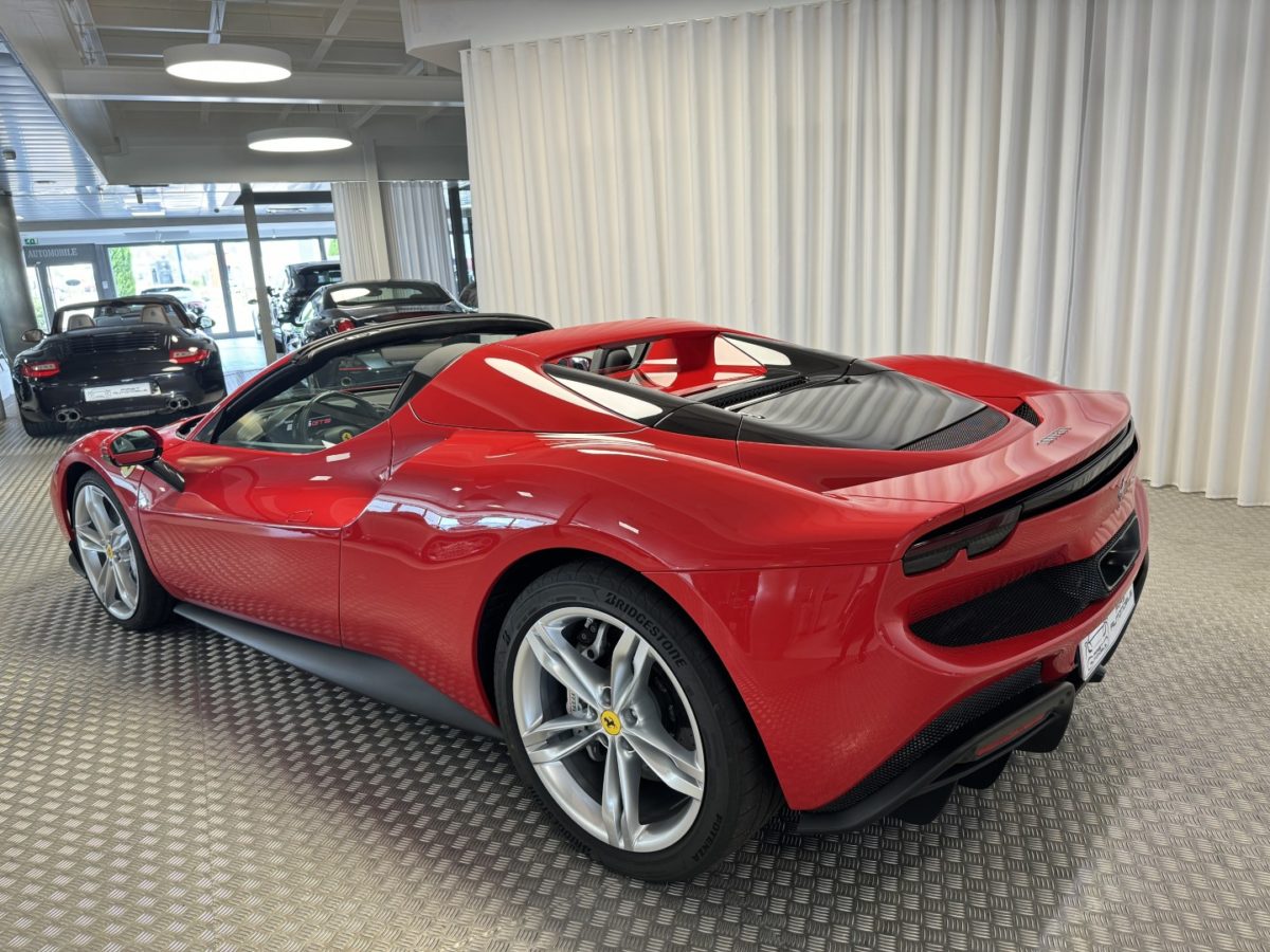 2023 FERRARI 296 GTS 3L0 V6 830CV Hybride