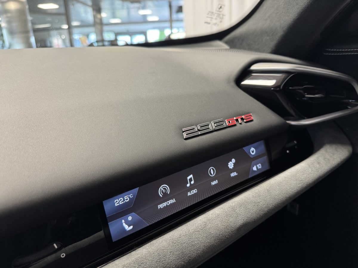 2023 FERRARI 296 GTS 3L0 V6 830CV Hybride